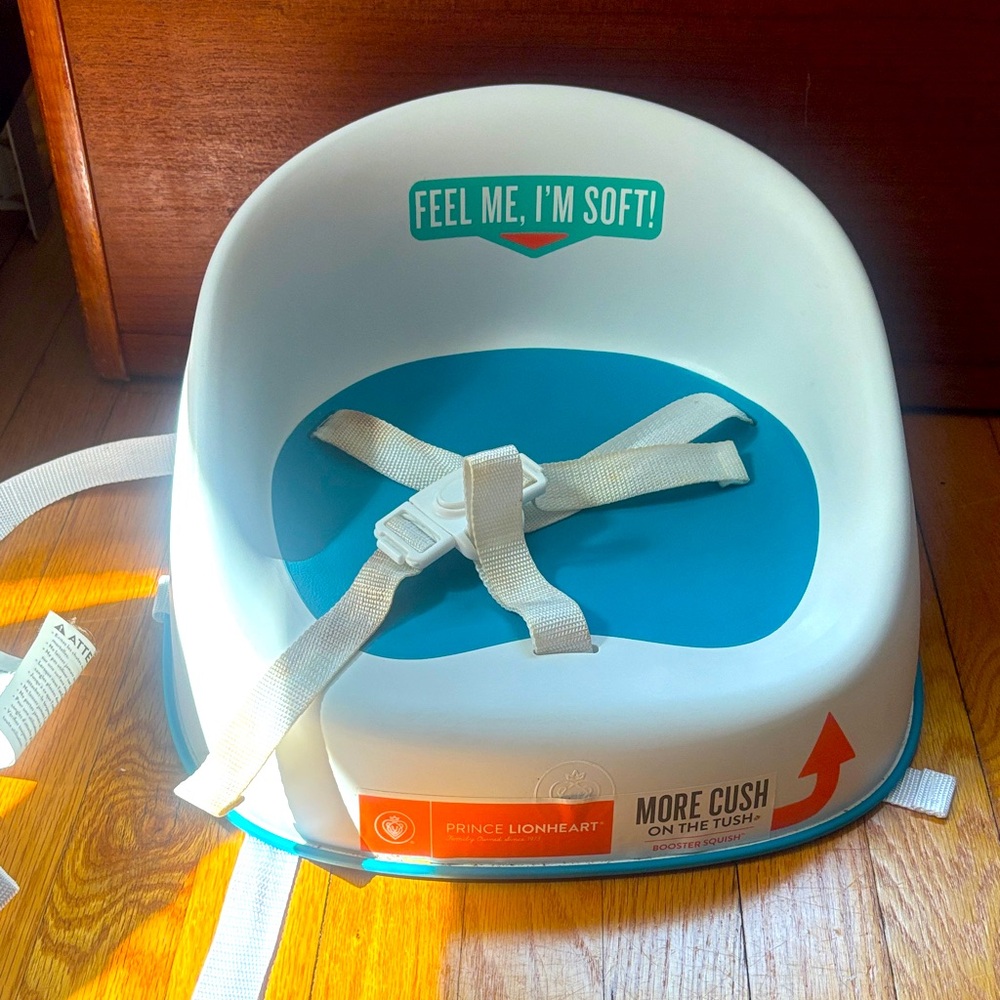 Prince Lionheart Booster Seat with Straps